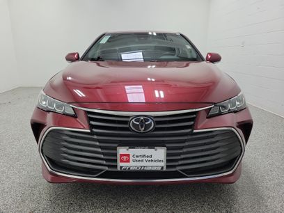 Certified 2022 Toyota Avalon XLE w/ Moonroof Package
