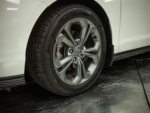 Used 2024 Honda Accord EX image 3