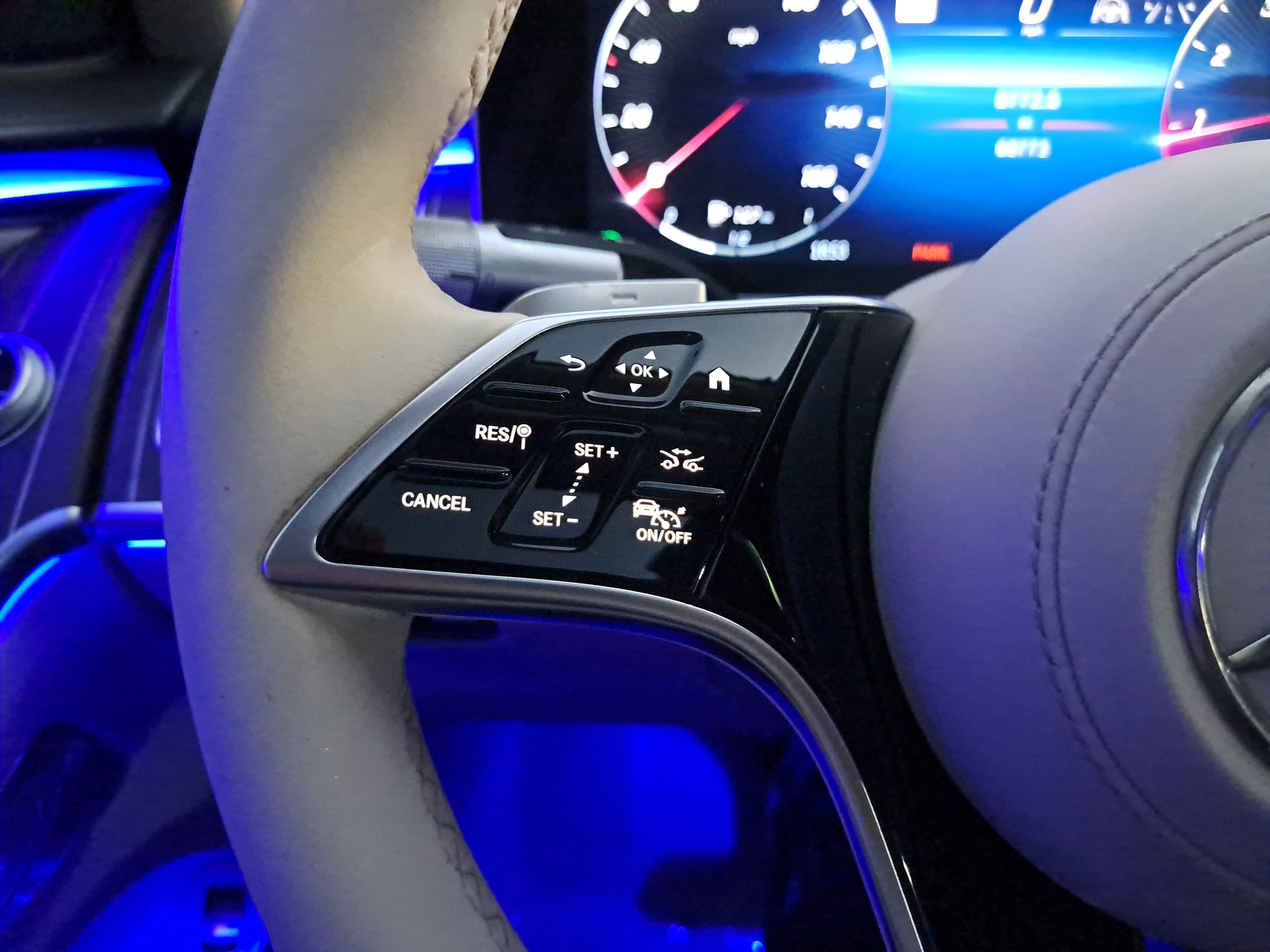 Certified 2022 Mercedes-Benz S 500 4MATIC image 18