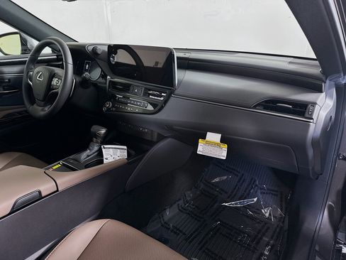 New 2025 Lexus ES 350 w/ Premium Package image 27