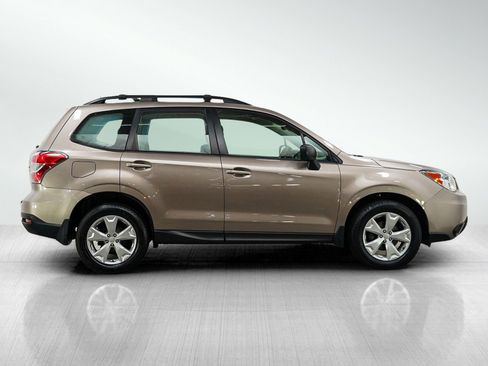 Used 2015 Subaru Forester 2.5i w/ Alloy Wheel Package AWD/4WD image 6