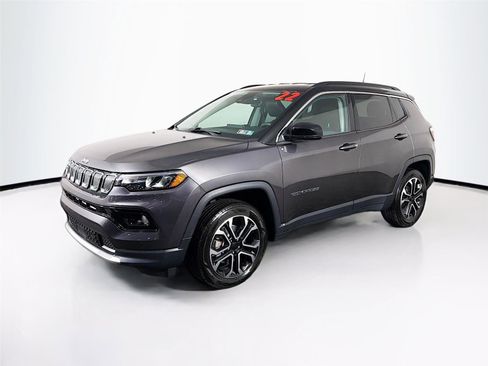 Used 2022 Jeep Compass Limited AWD/4WD image 3