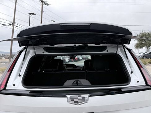 Used 2024 Cadillac Escalade Sport Platinum w/ LPO, ONYX Package image 22