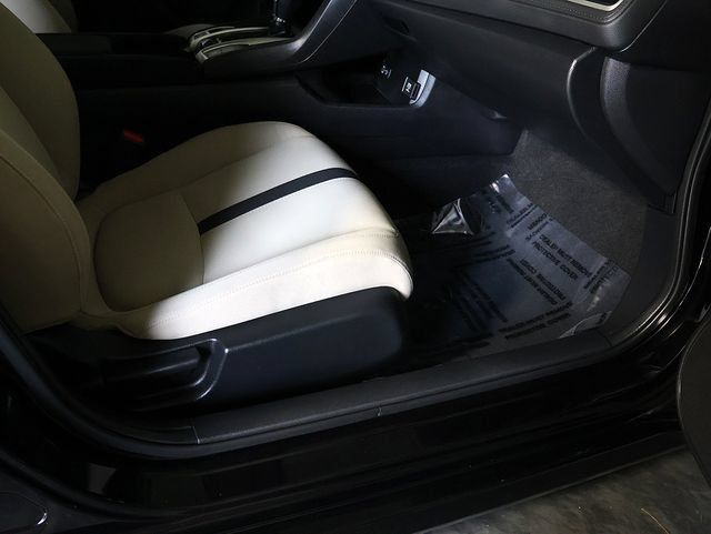 Used 2018 Honda Civic EX image 32