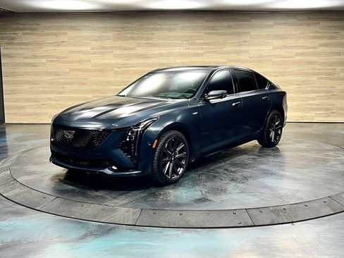 Used 2026 Cadillac CT5 V AWD/4WD image 9