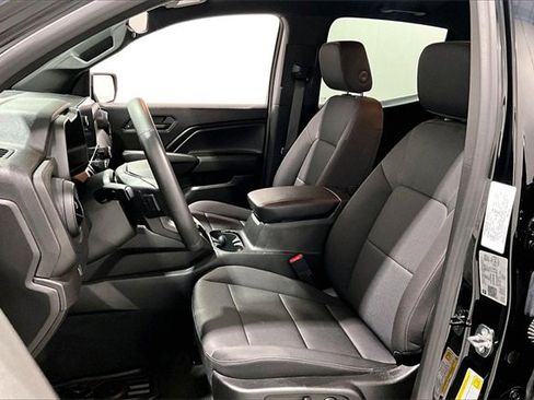 Used 2023 Chevrolet Colorado Trail Boss w/ Technology Package image 23