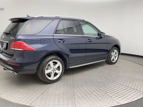 Used 2018 Mercedes-Benz GLE 350 4MATIC image 2