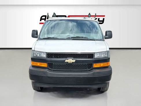 Used 2023 Chevrolet Express 2500 w/ Driver Convenience Package RWD image 2