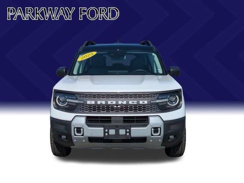Certified 2025 Ford Bronco Sport Badlands AWD/4WD image 8