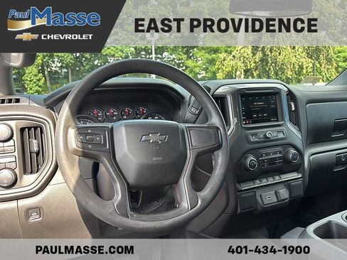 Used 2019 Chevrolet Silverado 1500 Custom Trail Boss w/ Custom Convenience Package AWD/4WD image 12