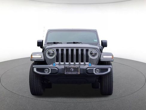 Used 2022 Jeep Wrangler Unlimited Sahara w/ Cold Weather Group AWD/4WD image 2
