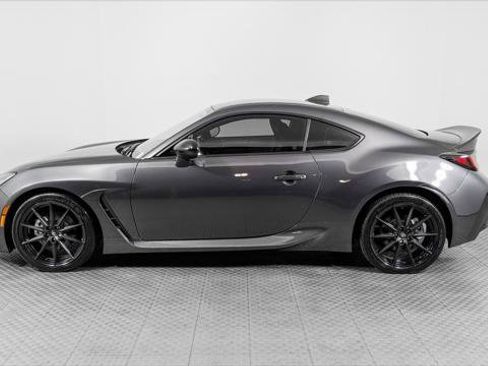 Used 2023 Toyota GR86 Premium RWD image 3