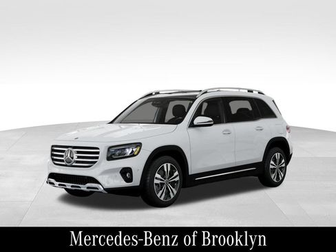Certified 2026 Mercedes-Benz GLB 250 4MATIC image 41