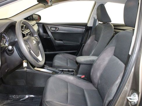 Used 2017 Toyota Corolla LE image 10