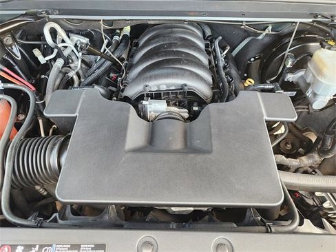 Used 2019 Chevrolet Tahoe LS image 9