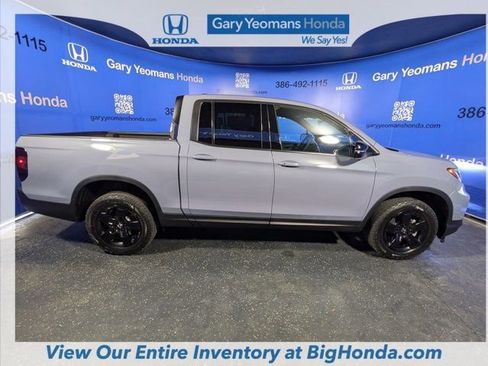 New 2026 Honda Ridgeline Black Edition image 5