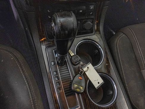 Used 2016 Chevrolet Traverse LT w/ Traveler's Package image 28