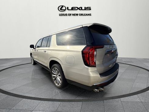 Used 2023 GMC Yukon XL Denali image 7