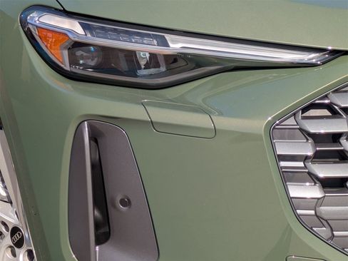 New 2025 Audi Q5 Premium Plus image 19