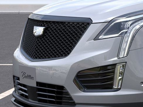 New 2026 Cadillac XT5 Sportv w/ LPO, Onyx Lite Package AWD/4WD image 13