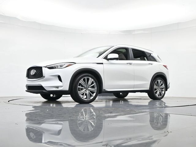 Used 2023 INFINITI QX50 Sensory AWD/4WD image 36