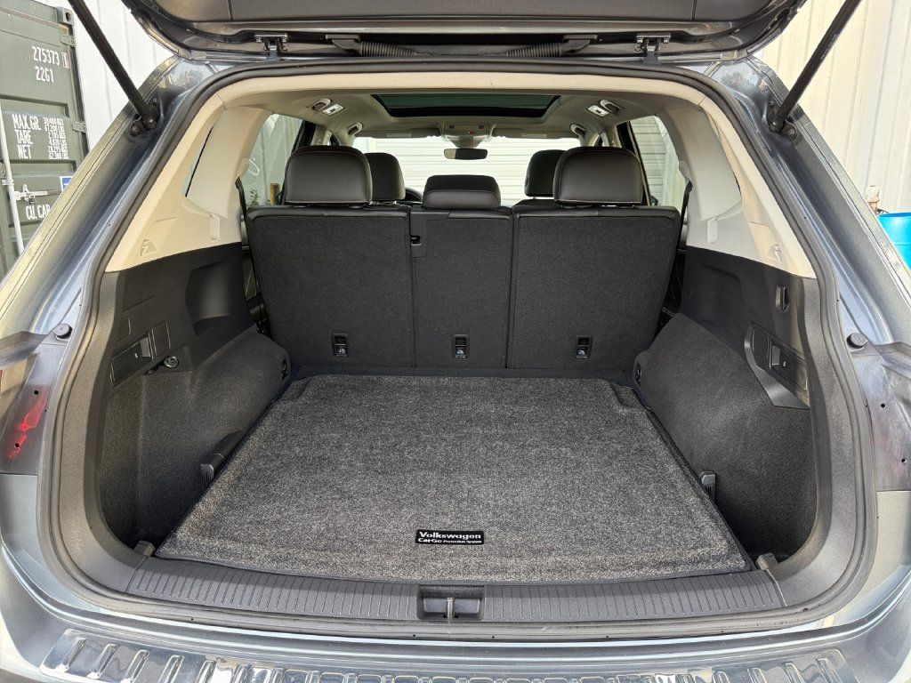 Used 2023 Volkswagen Tiguan SE w/ Panoramic Sunroof Package AWD/4WD image 25