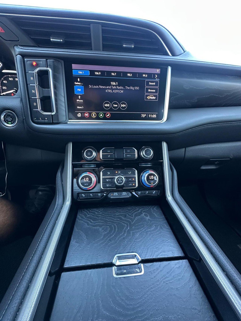 Used 2021 GMC Yukon Denali w/ Denali Premium Package RWD image 16