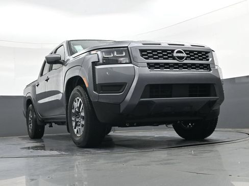 Certified 2026 Nissan Frontier SV w/ SV Convenience Package RWD image 44