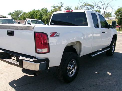 Used 2013 GMC Sierra 2500 W/T AWD/4WD image 6