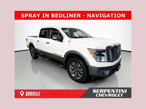 Used 2018 Nissan Titan Platinum Reserve image 1