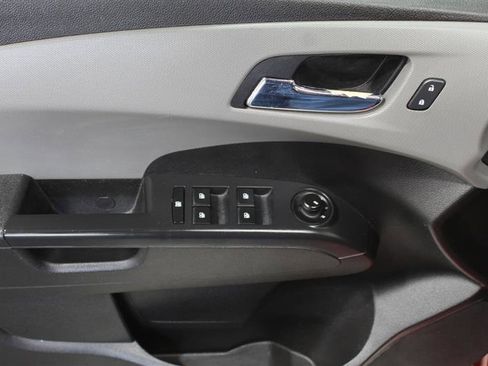 Used 2016 Chevrolet Sonic LT image 15