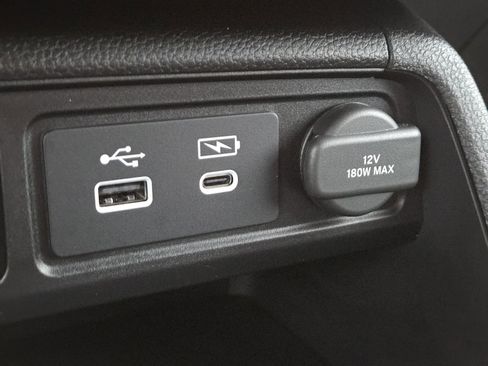 Used 2025 Honda Pilot EX-L image 9