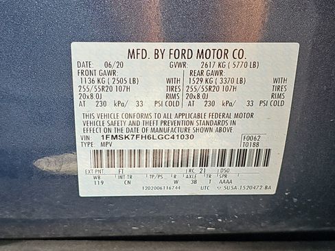 Used 2020 Ford Explorer Limited RWD image 38