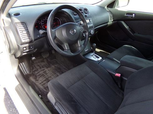 Used 2010 Nissan Altima 2.5 S image 22