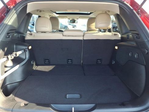 Used 2017 Jeep Cherokee Limited w/ Trailer Tow Group image 29