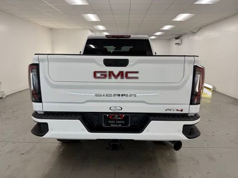 New 2026 GMC Sierra 2500 AT4 image 8