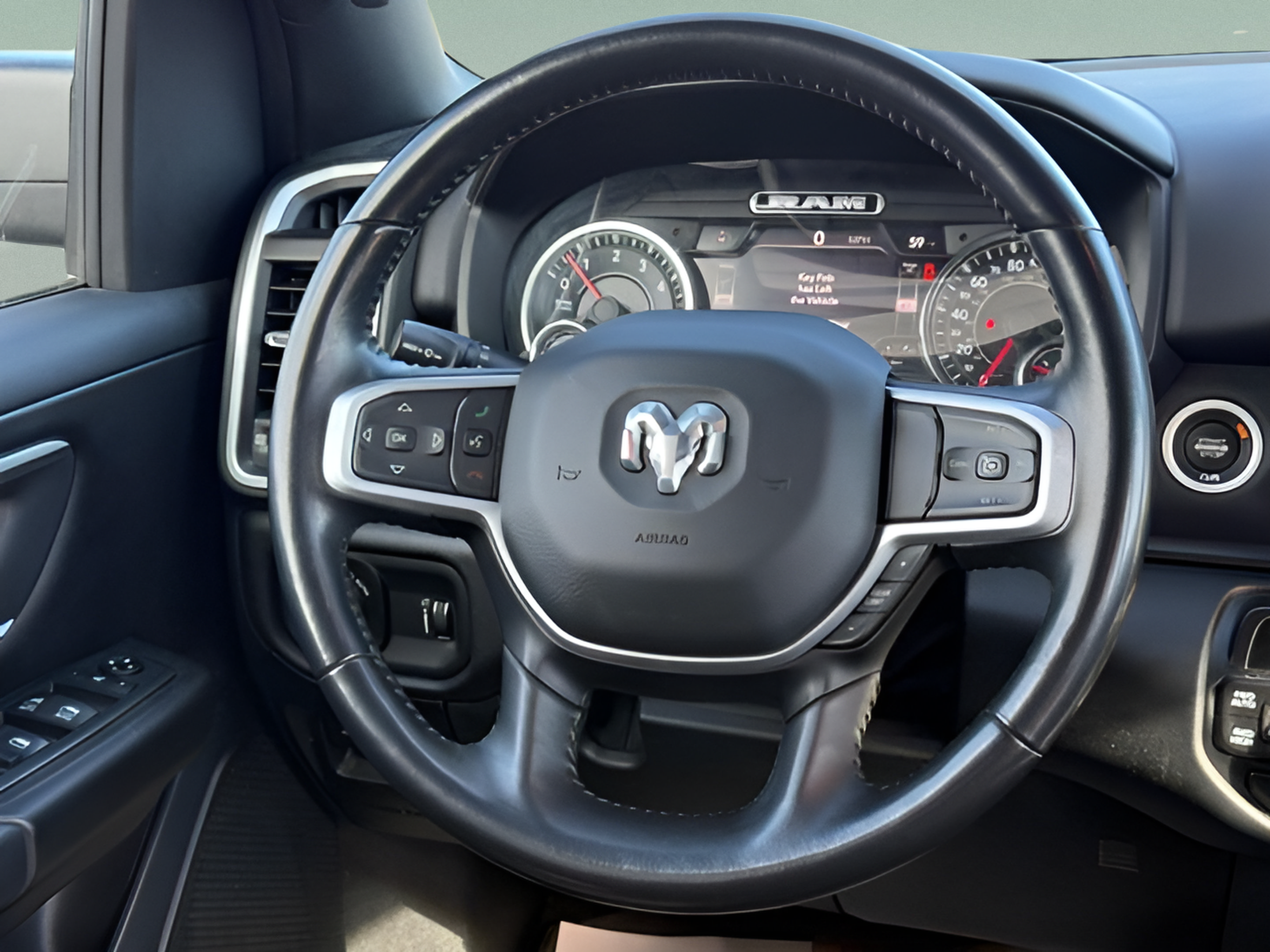 Used 2021 RAM 1500 Big Horn AWD/4WD image 13