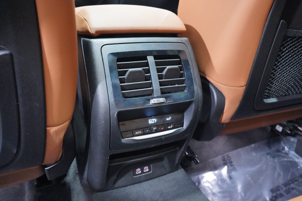 Used 2024 BMW X3 xDrive30i w/ M Sport Package AWD/4WD image 21