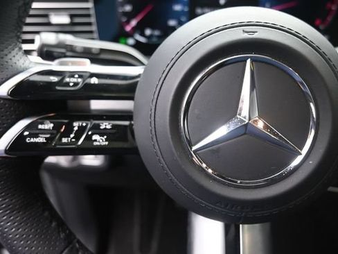 Used 2026 Mercedes-Benz GLS 450 4MATIC image 15