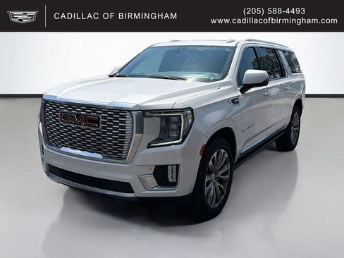 Used 2021 GMC Yukon XL Denali w/ Denali Premium Package RWD image 1