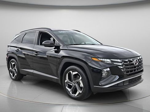 Certified 2023 Hyundai Tucson SEL w/ Convenience Package FWD image 9
