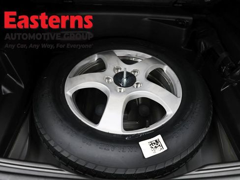 Used 2023 Jeep Grand Cherokee Limited w/ Black Appearance Package AWD/4WD image 26