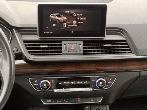 Used 2018 Audi Q5 2.0T Premium Plus w/ Premium Plus Package image 16