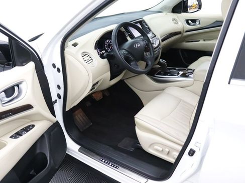 Used 2018 INFINITI QX60 Luxe w/ Deluxe Technology Package image 15