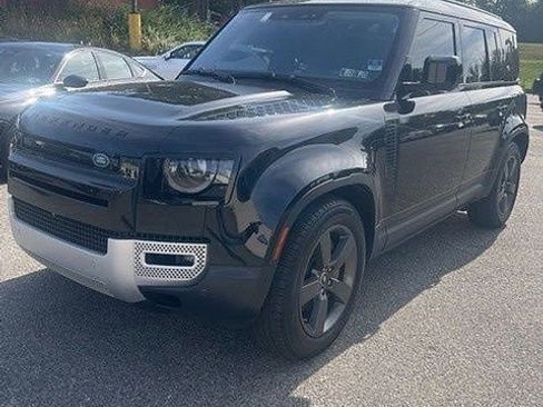 Used 2020 Land Rover Defender 110 SE image 1