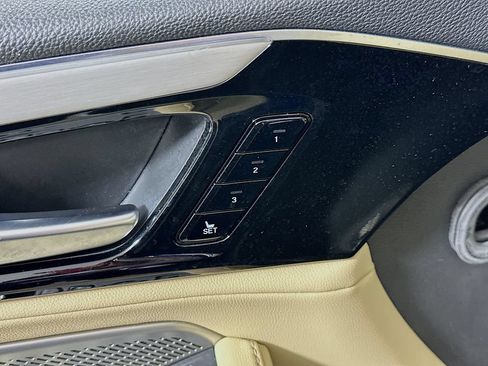 Used 2022 Acura MDX FWD image 21