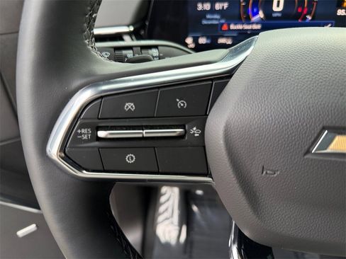 Certified 2025 Chevrolet Suburban High Country image 23