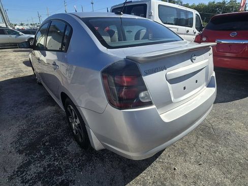 Used 2012 Nissan Sentra 2.0 SR w/ Special Edition Pkg image 10