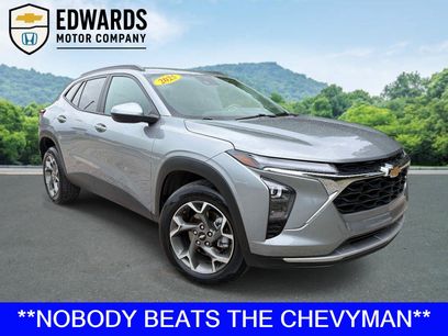 Used 2025 Chevrolet Trax LT w/ LT Convenience Package
