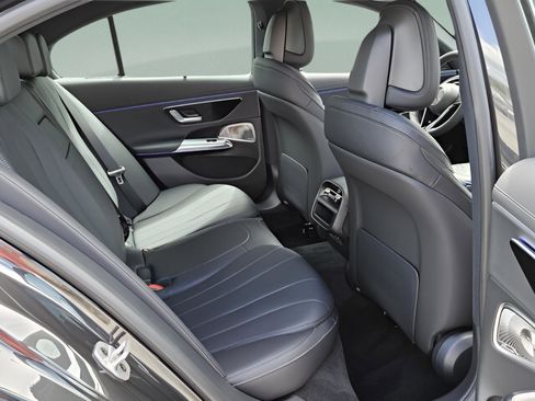 Used 2026 Mercedes-Benz E 350 Sedan image 15